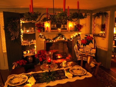 "Old Fashioned Christmas" in the Stetson House Dining Room